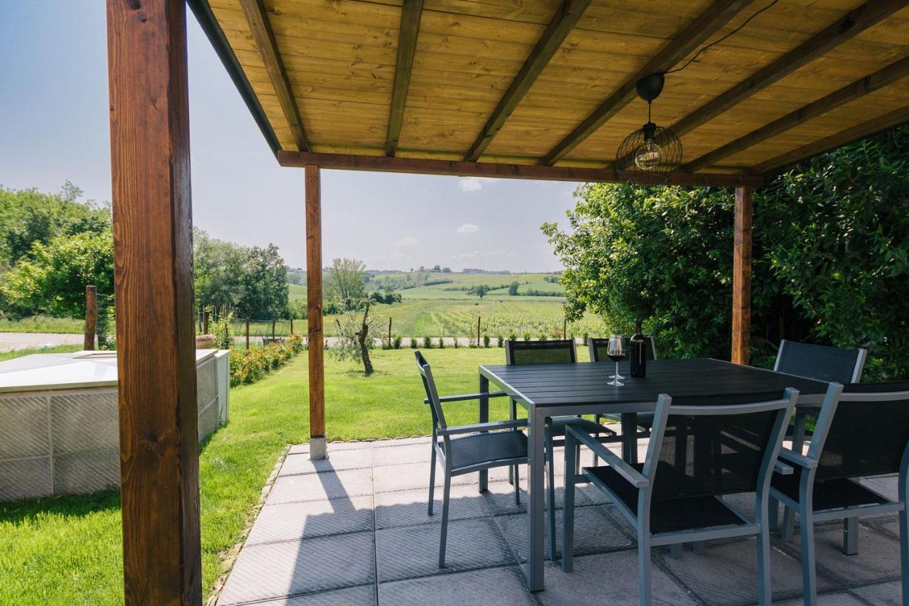 Podere La Vignata Toiano Luaran gambar