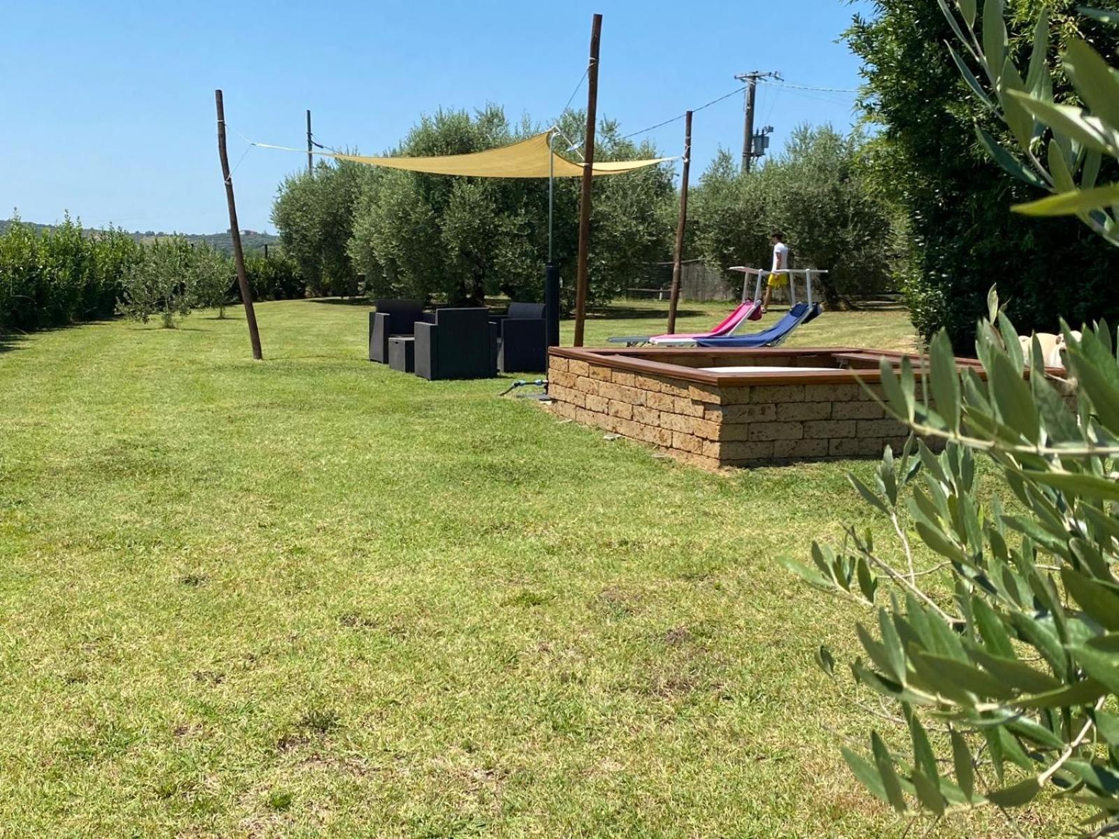 Podere La Vignata Toiano Luaran gambar